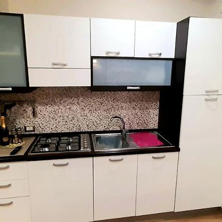 Castello Apartment Deluxe Шака Екстериор снимка