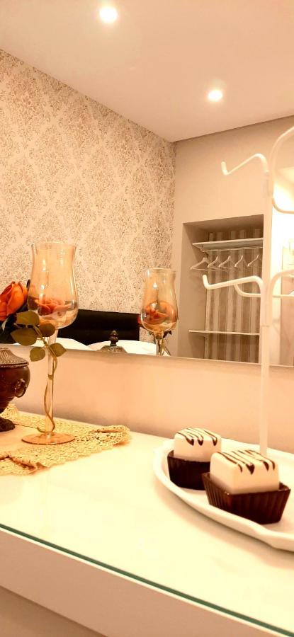 Castello Apartment Deluxe Шака Екстериор снимка